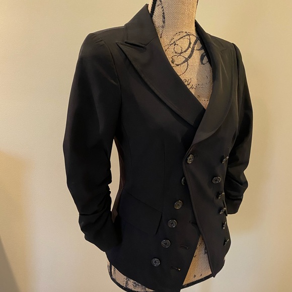 Elizabeth and James Blazer Ruched Sleeves - Picture 2 of 4